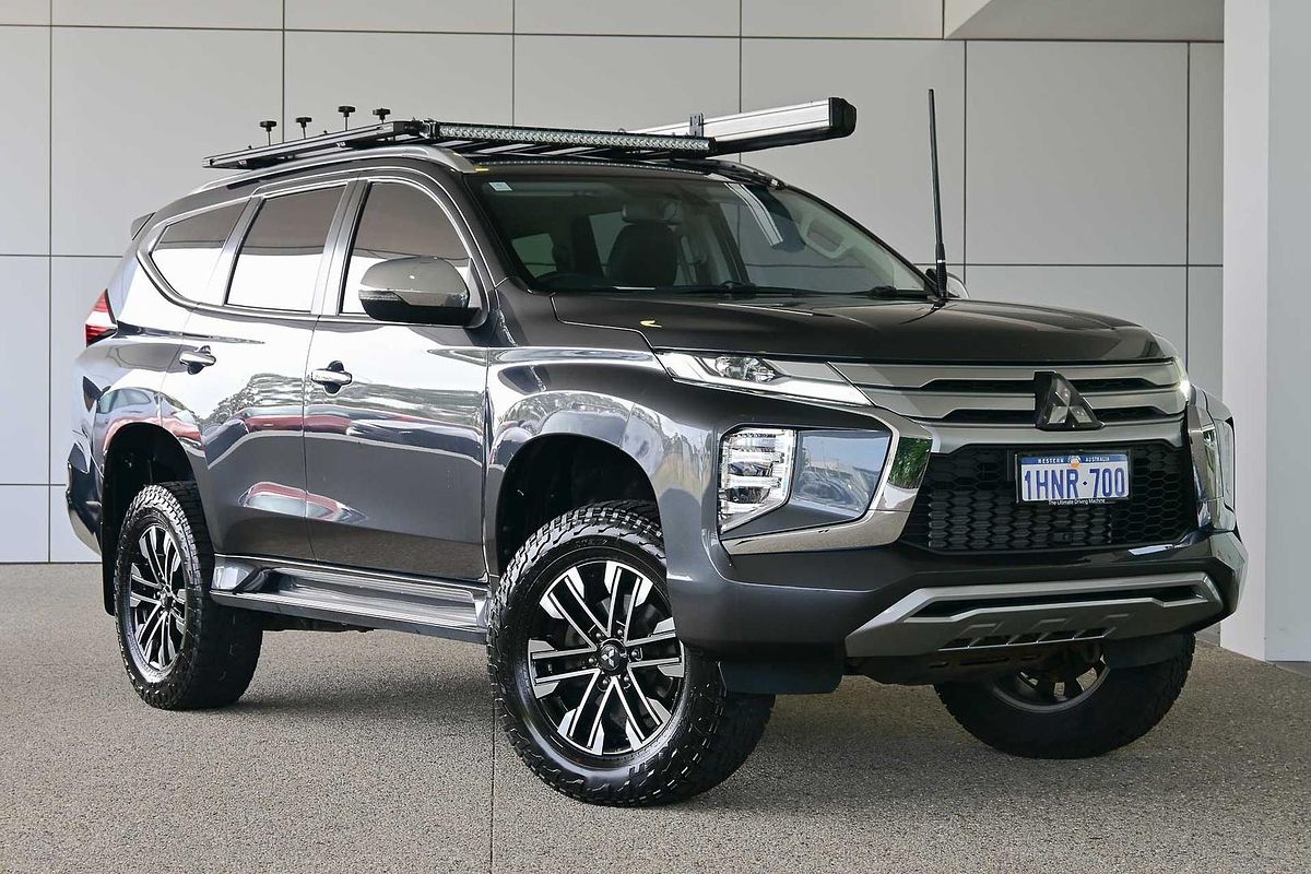 2022 Mitsubishi Pajero Sport GLS QF