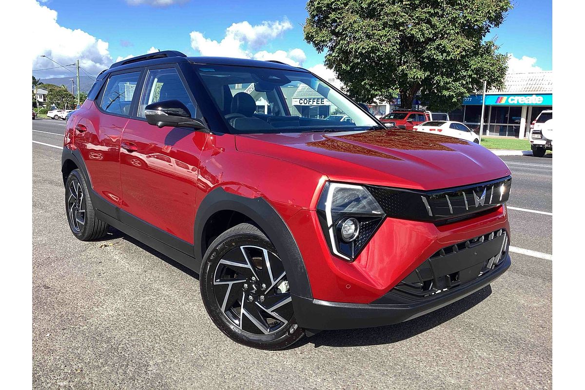 2025 Mahindra XUV3XO AX7L