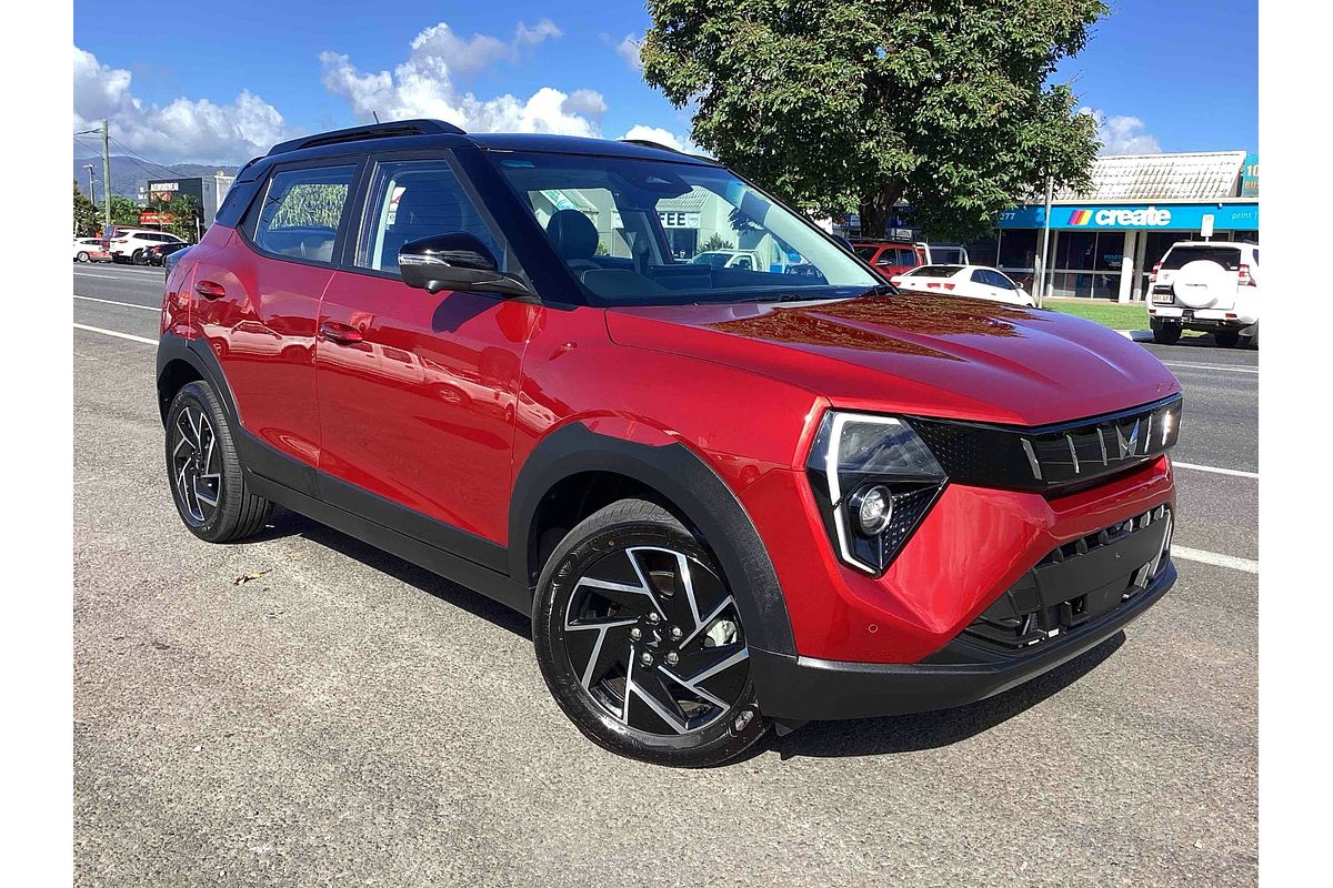 2025 Mahindra XUV3XO AX7L