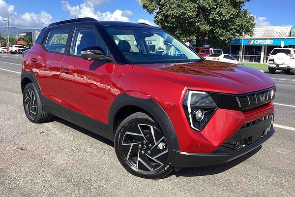 2025 Mahindra XUV3XO AX7L