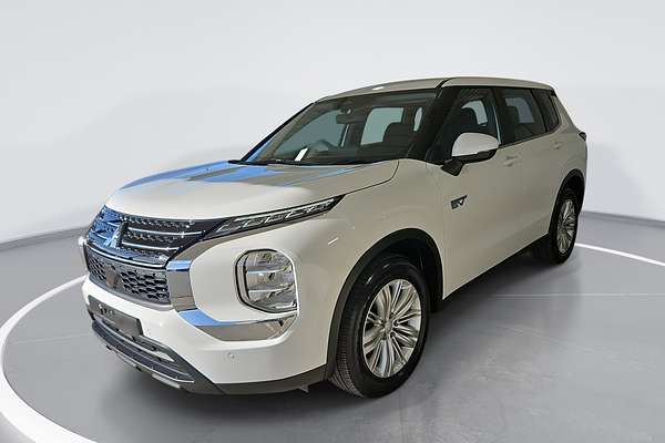 2024 Mitsubishi Outlander PHEV ES ZM