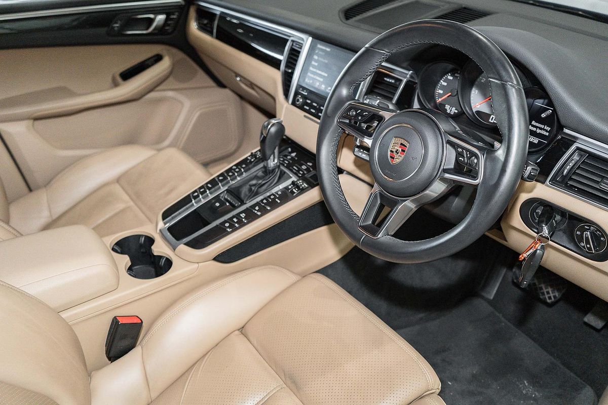 2017 Porsche Macan S 95B