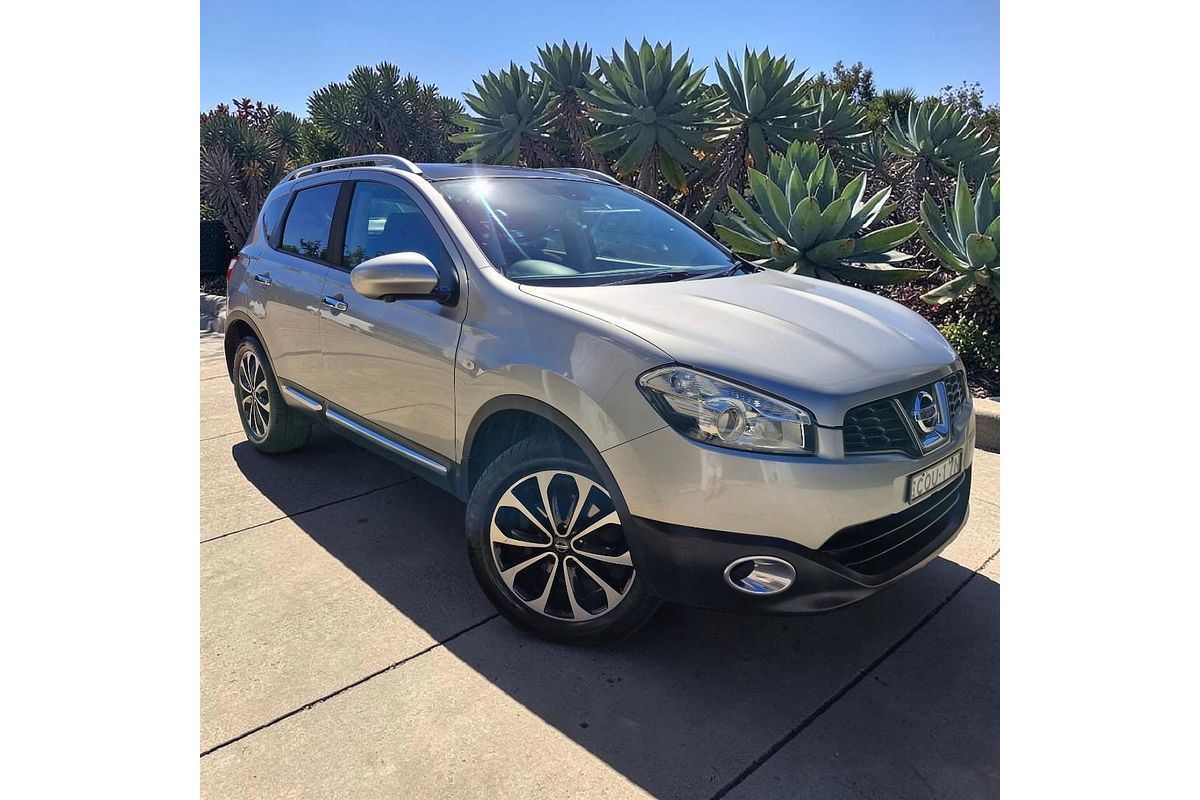 2013 Nissan Dualis Ti-L J10 Series 4