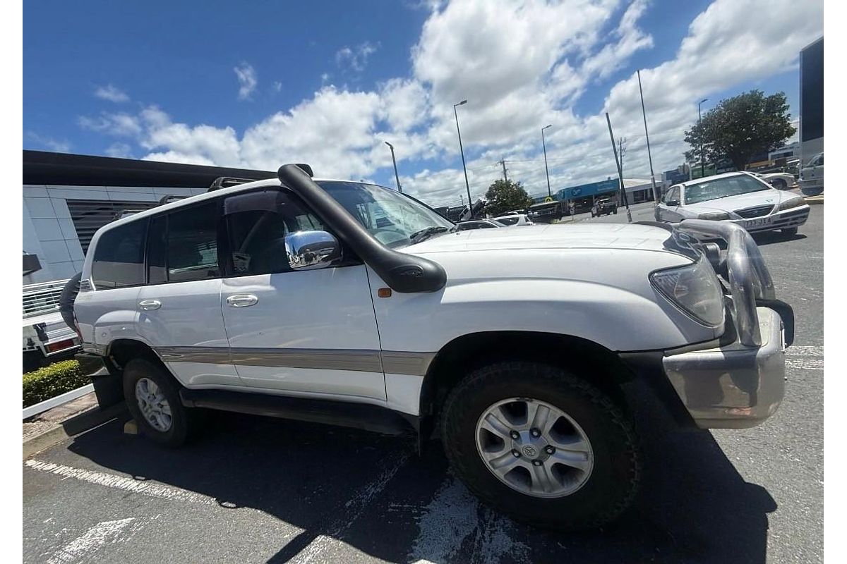 2004 Toyota Landcruiser Sahara HDJ100R