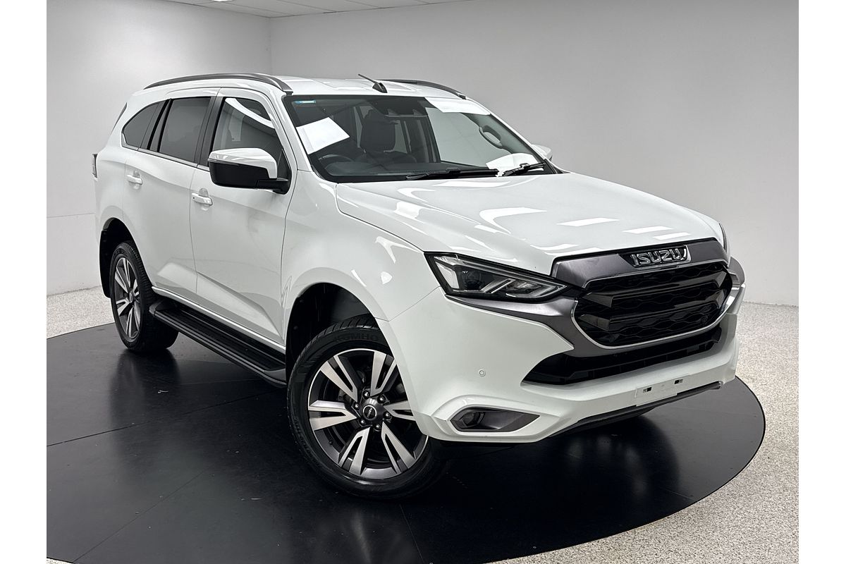 2023 Isuzu MU-X LS-T