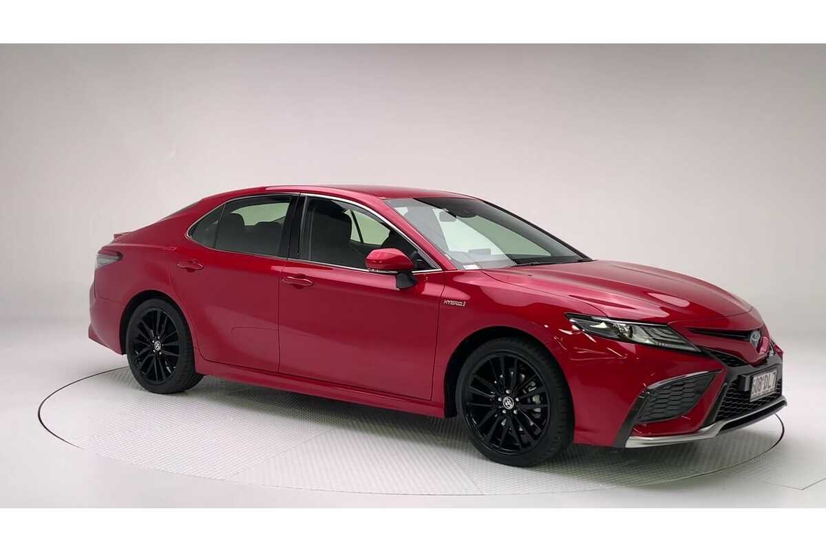 Toyota camry outlet hybrid sx 2021