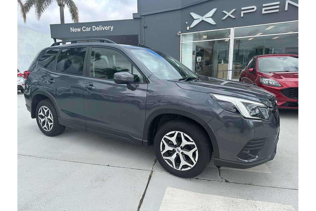 2023 Subaru Forester 2.5i 50 Years Edition S5