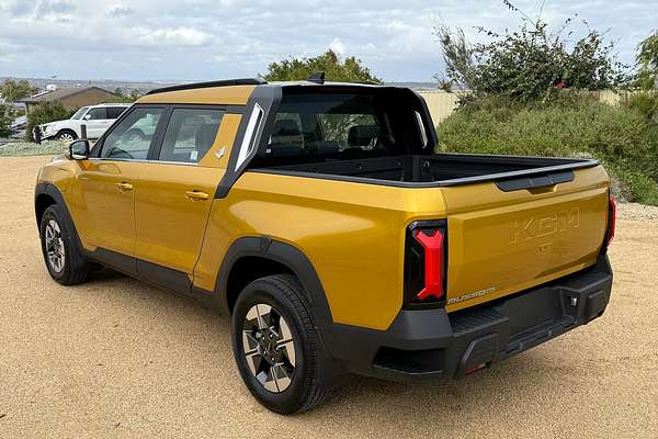 2026 KGM Musso EV AWD O100 4X4 thumb-7