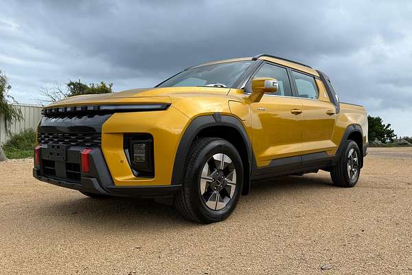2026 KGM Musso EV AWD O100 4X4 thumb-12