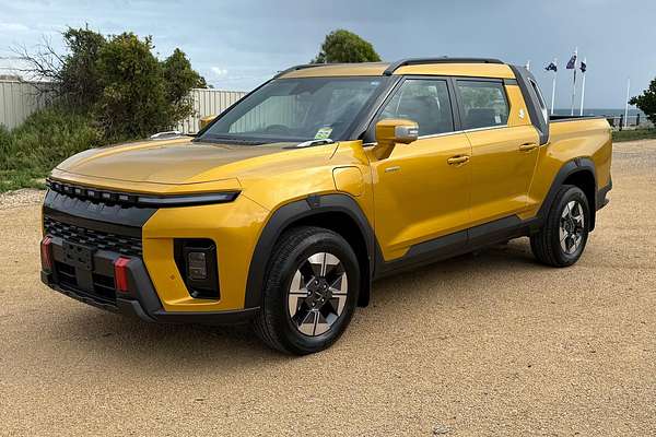 2026 KGM Musso EV AWD O100 4X4 thumb-13