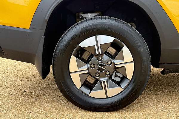 2026 KGM Musso EV AWD O100 4X4 thumb-19