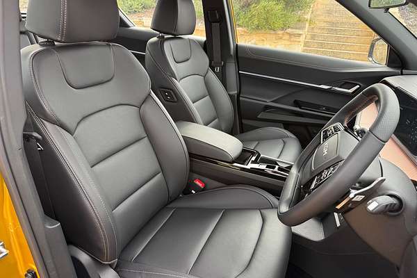 2026 KGM Musso EV AWD O100 4X4 thumb-32