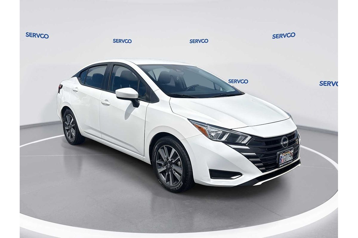 2023 Nissan Versa SV