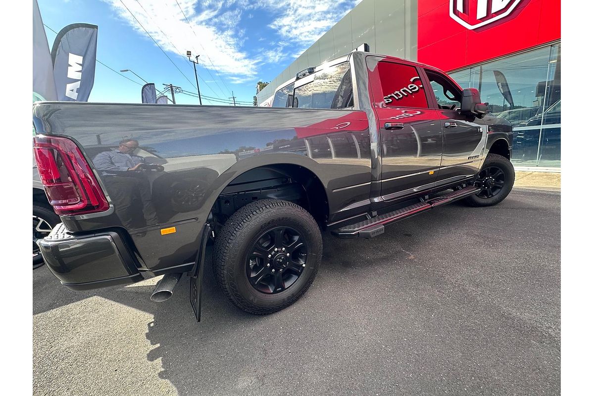 2026 RAM 2500 Laramie DJ 4X4