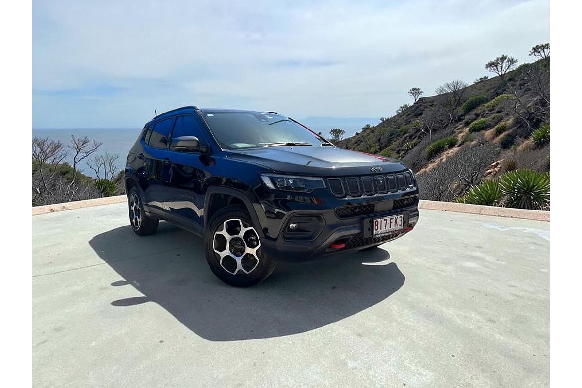 2022 Jeep Compass Trailhawk M6