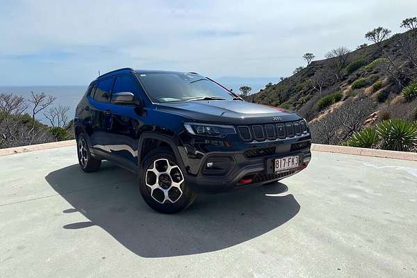 2022 Jeep Compass Trailhawk M6
