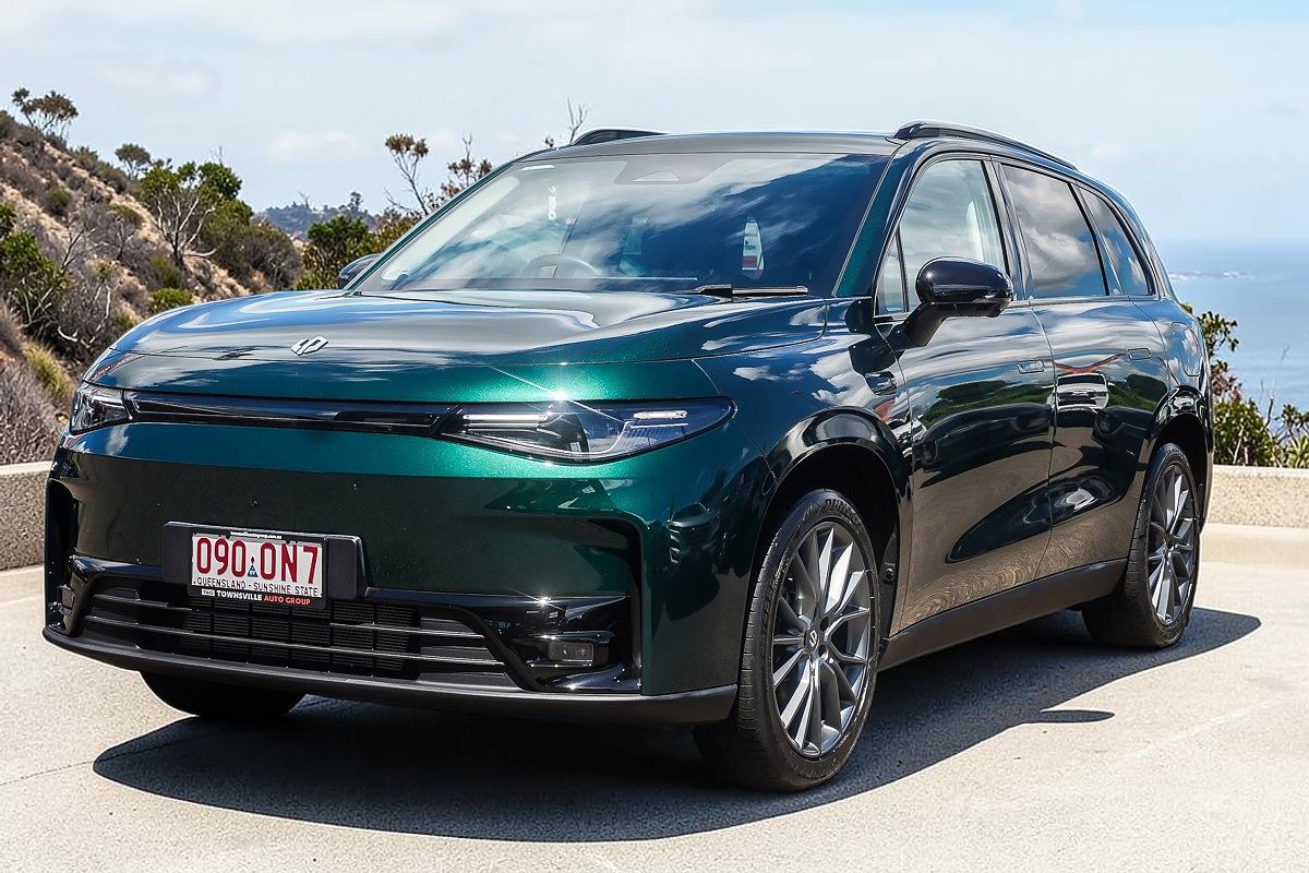 2025 Leapmotor C10 REEV Ultra Hybrid Design B11