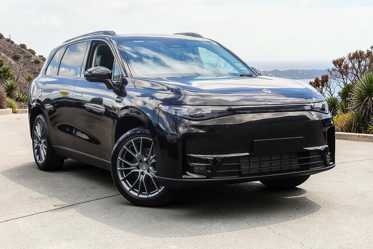 2025 Leapmotor C10 REEV Ultra Hybrid Design B11