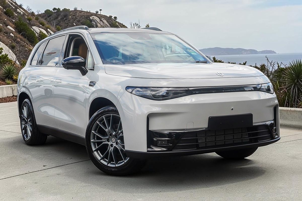 2025 Leapmotor C10 REEV Ultra Hybrid Design B11