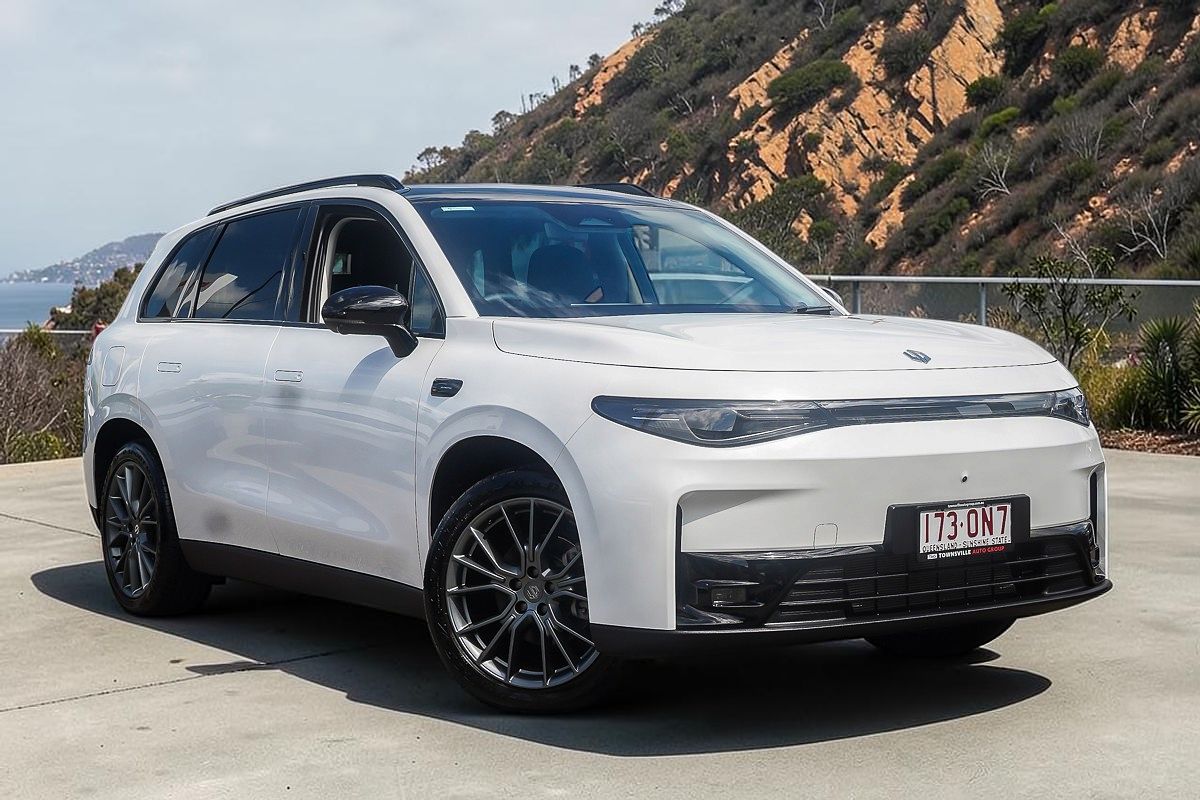 2025 Leapmotor C10 REEV Ultra Hybrid Design B11