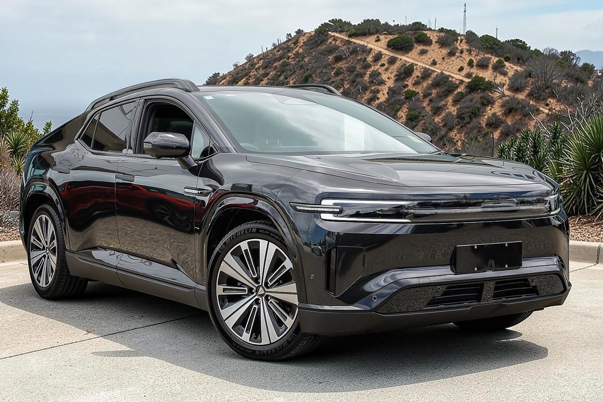 2025 Deepal E07 Performance 4X4