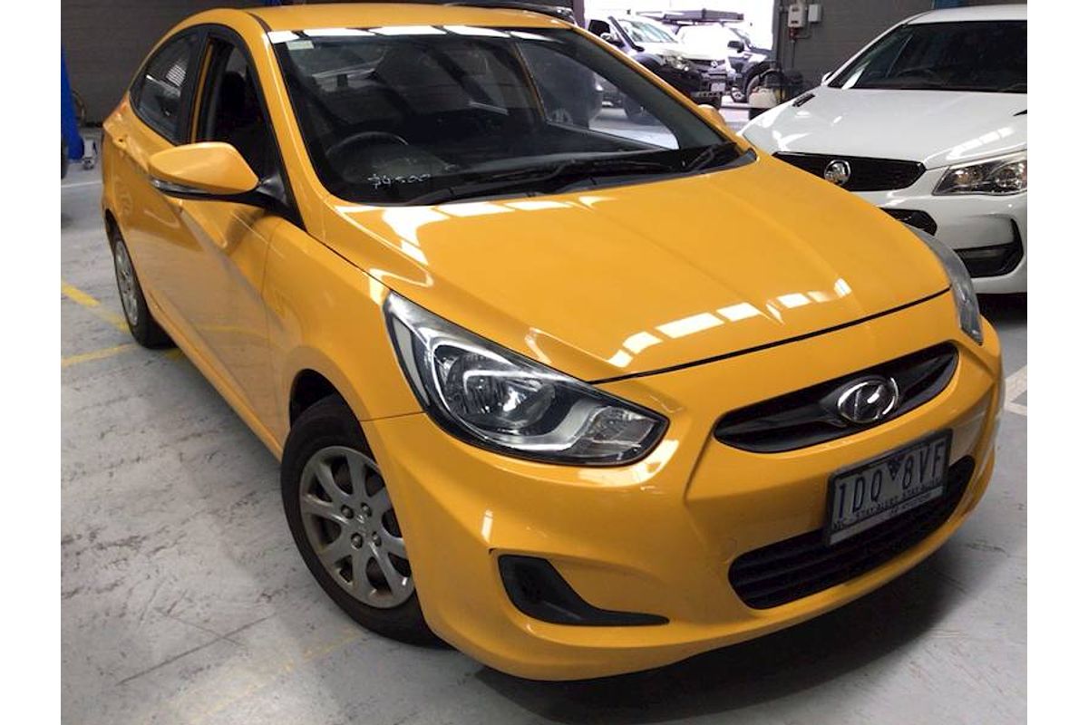 2013 Hyundai Accent Active RB2