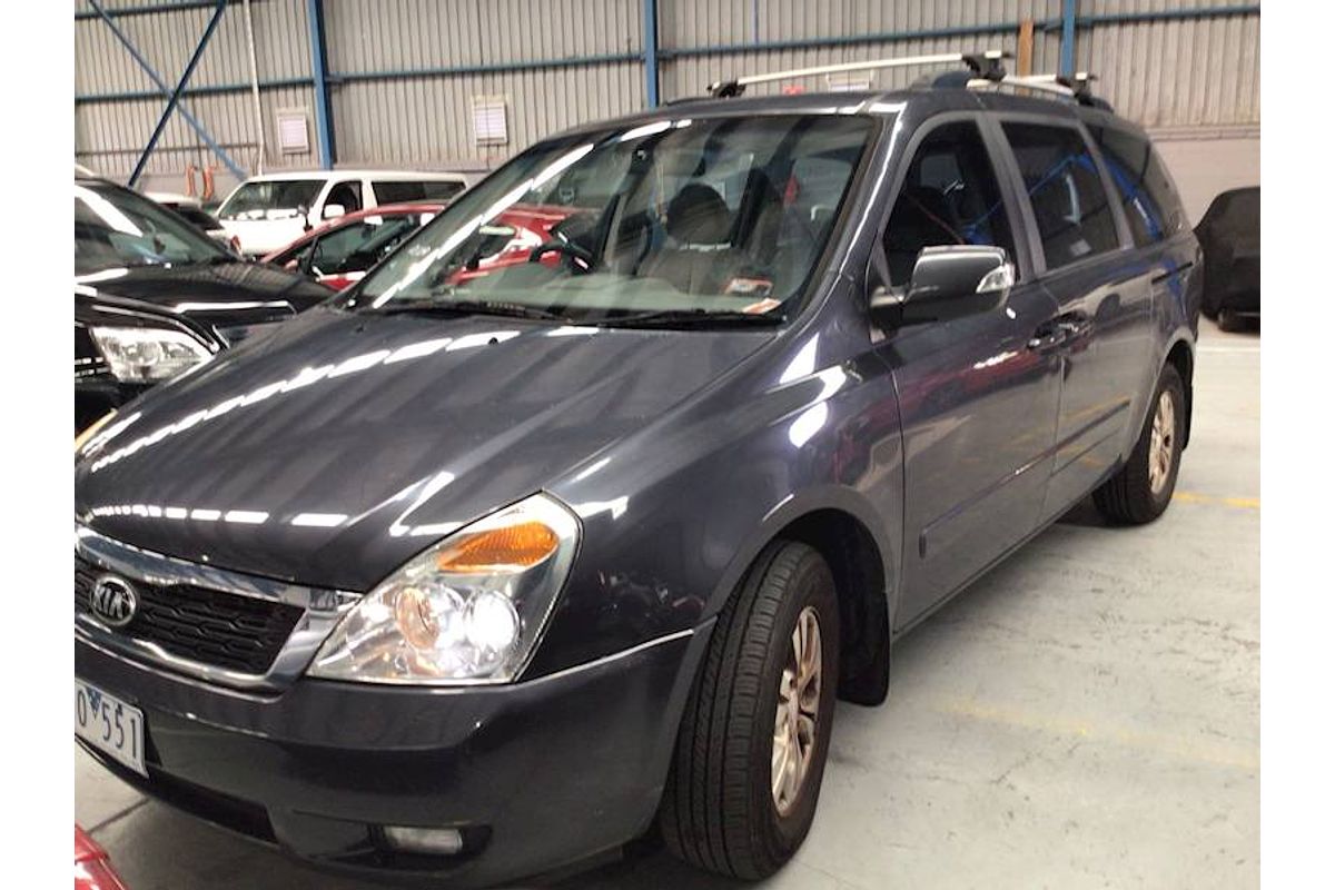 2012 Kia Grand Carnival Si VQ