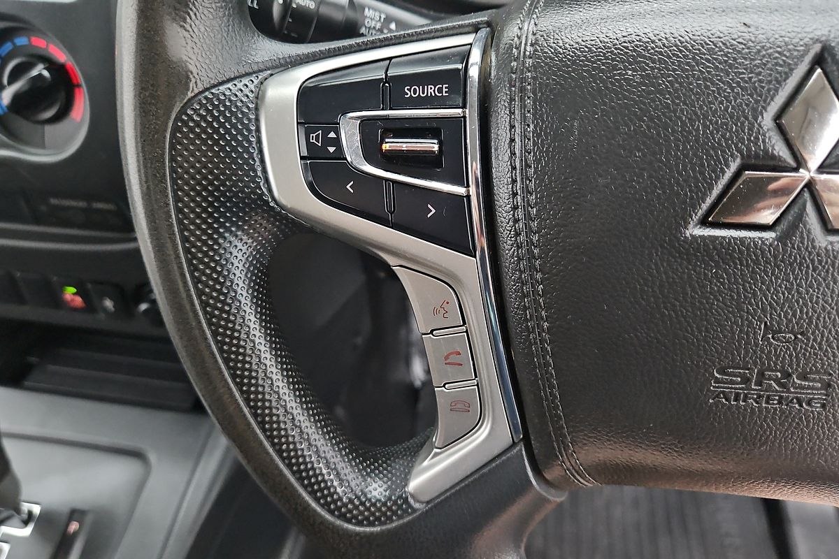 2022 Mitsubishi Triton GLX MR 4X4