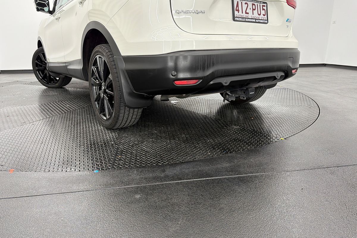 2016 Nissan QASHQAI Ti J11