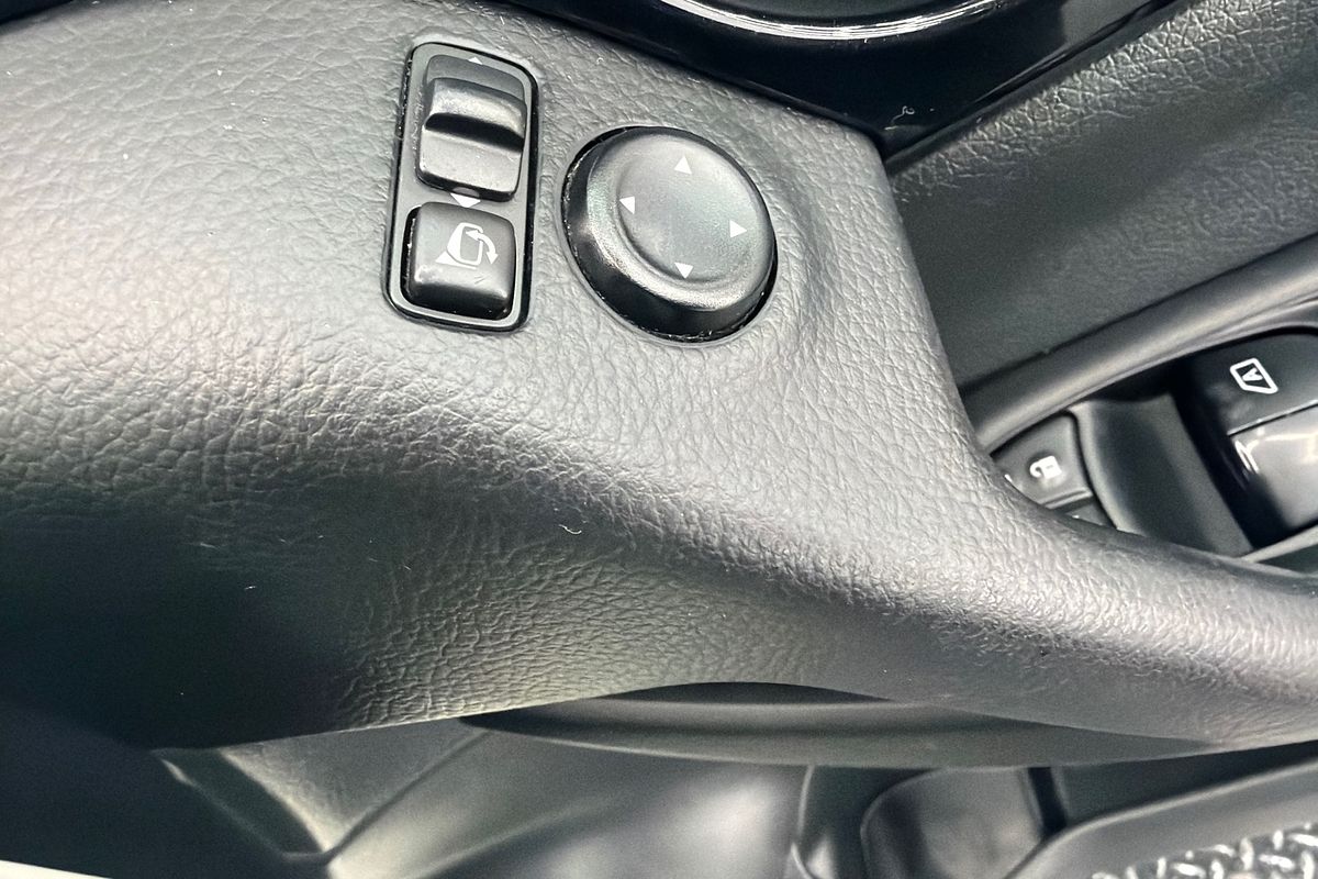 2016 Nissan QASHQAI Ti J11