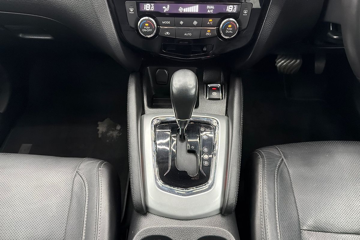 2016 Nissan QASHQAI Ti J11