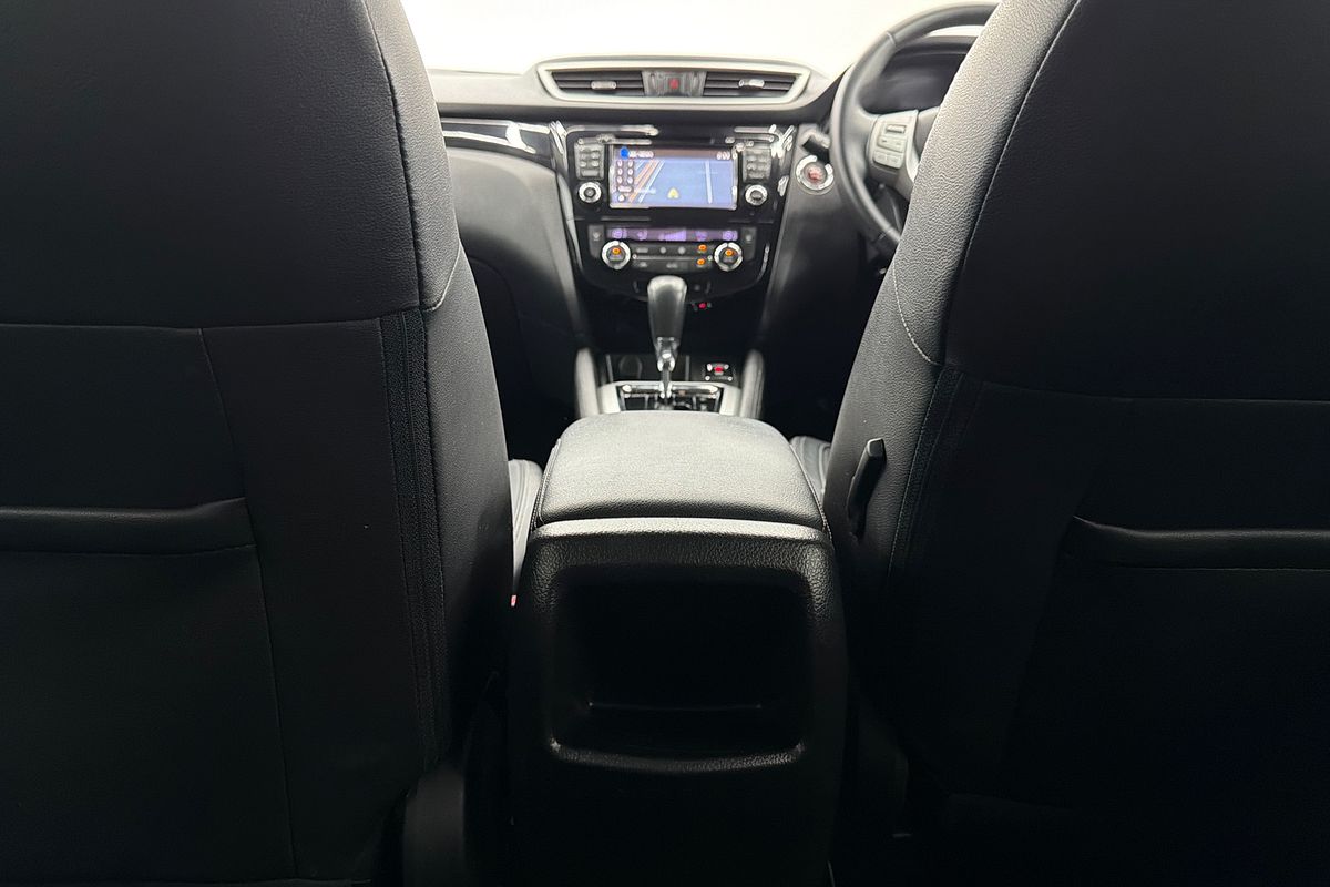 2016 Nissan QASHQAI Ti J11