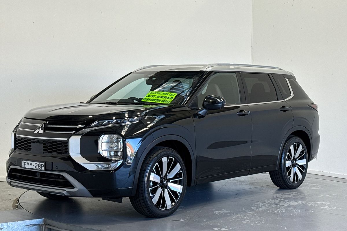 2025 Mitsubishi Outlander Exceed Tourer ZM