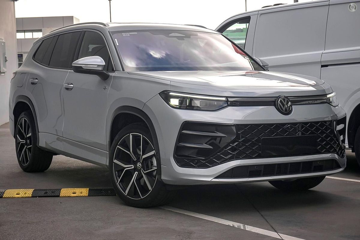 2025 Volkswagen Tayron 195TSI R-Line R4