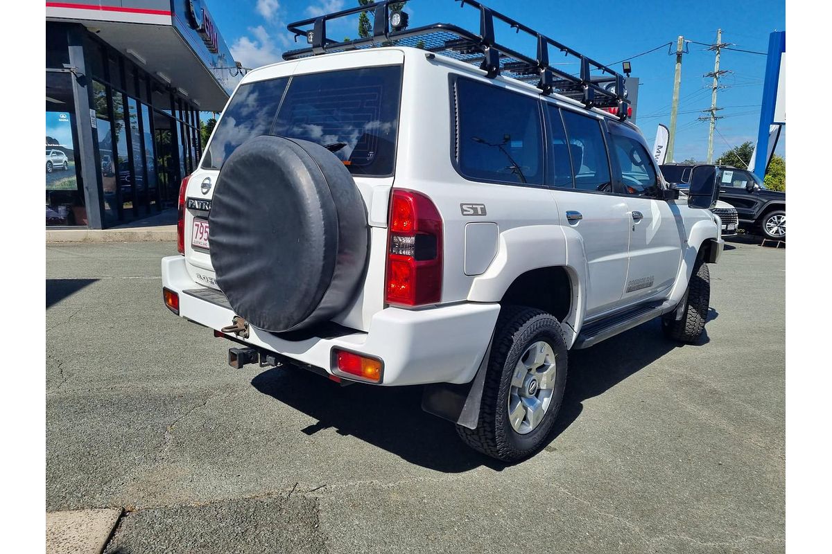 2008 Nissan Patrol ST GU 6