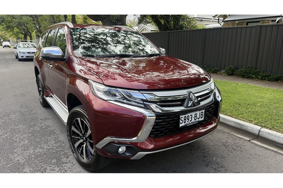 2016 Mitsubishi Pajero Sport GLX QE