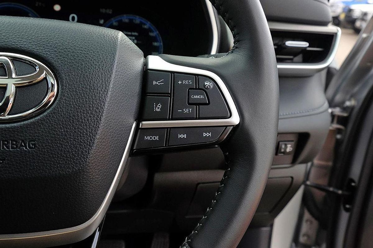 2024 Toyota Kluger Grande AXUH78R