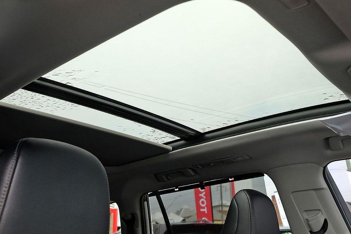 2024 Toyota Kluger Grande AXUH78R