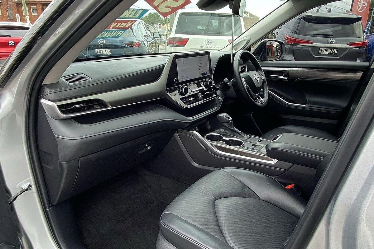 2024 Toyota Kluger Grande AXUH78R