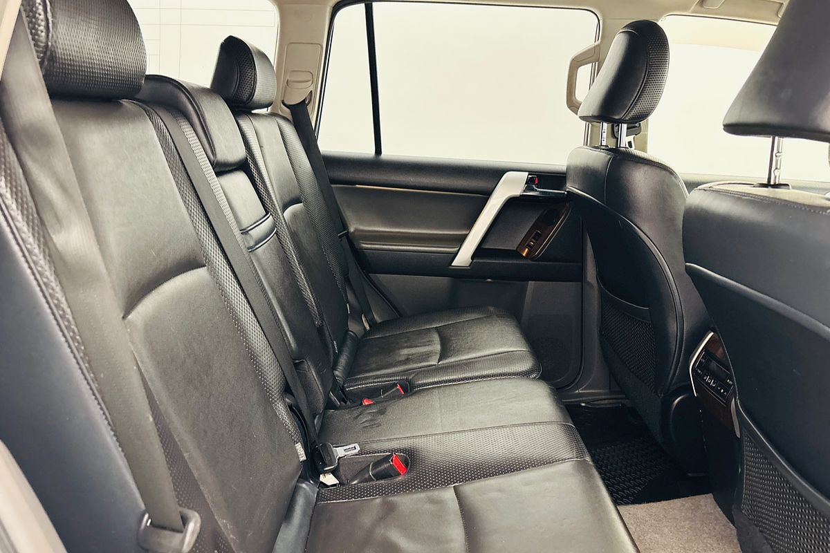 Prado Kakadu 3.0L T Diesel Automatic Wagon