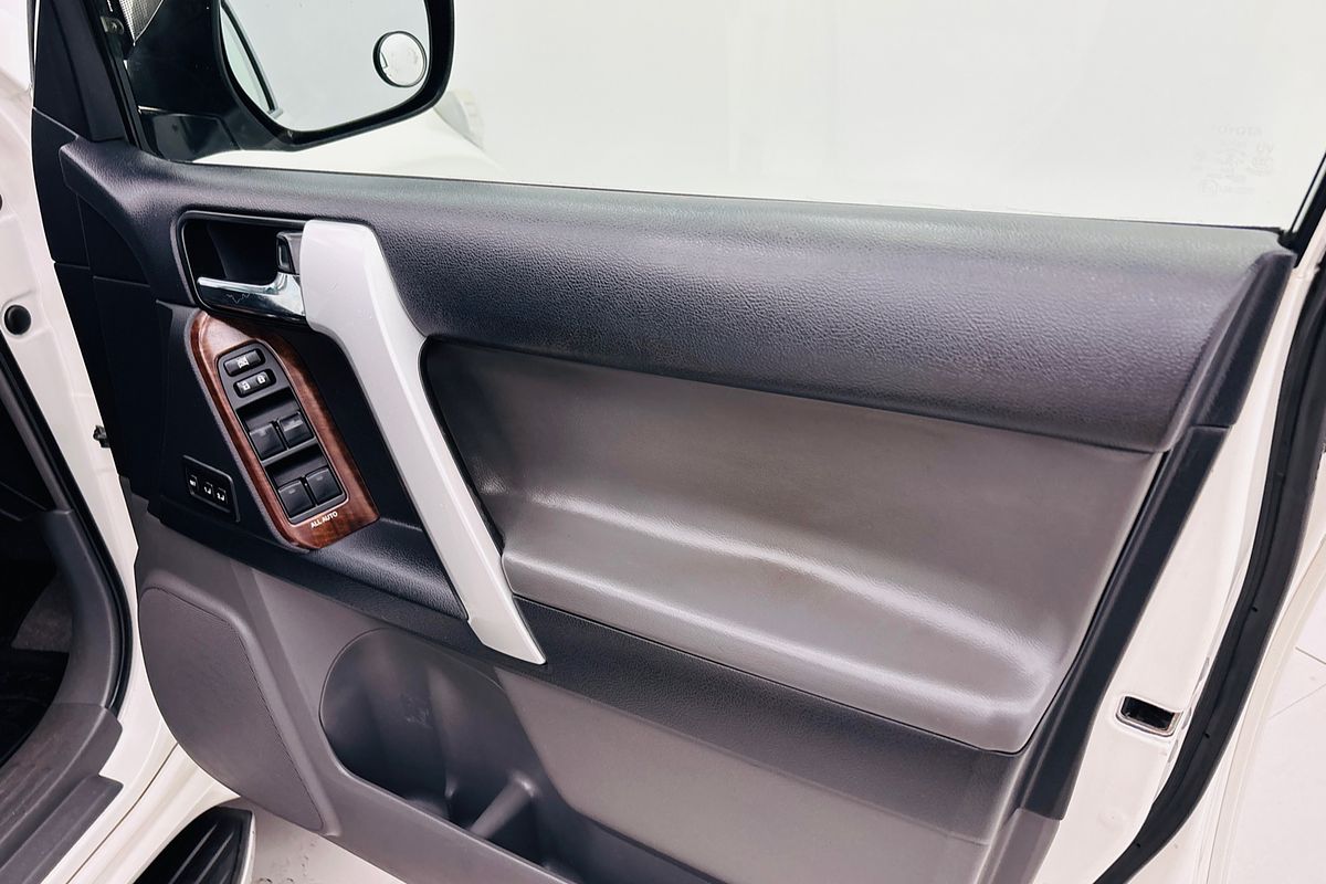 Prado Kakadu 3.0L T Diesel Automatic Wagon