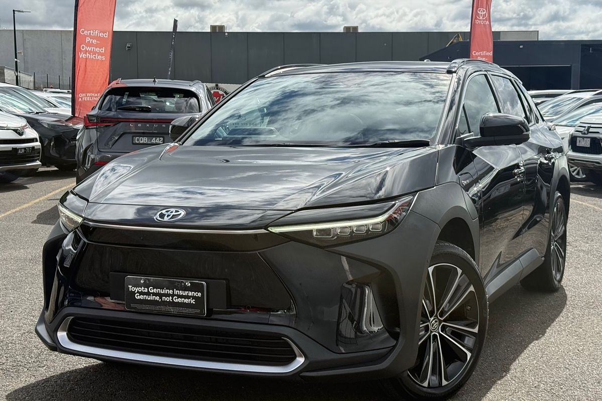 2024 Toyota bZ4X YEAM15R