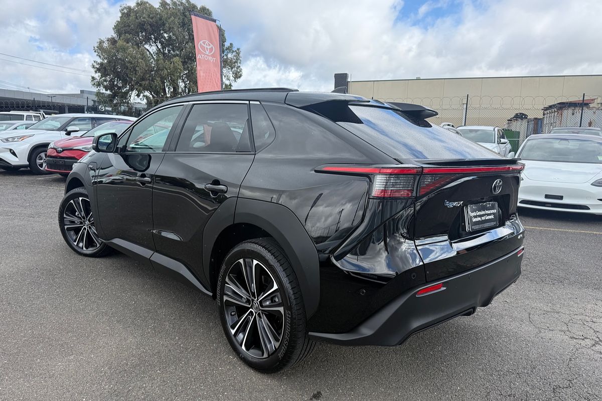 2024 Toyota bZ4X YEAM15R