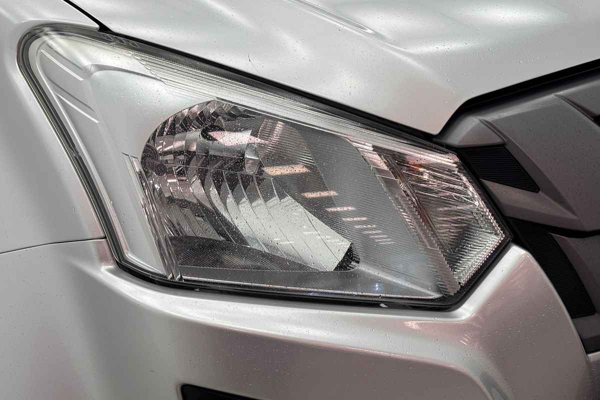 2019 ISUZU D-MAX EX (4x4) MAN C/CHAS DT4