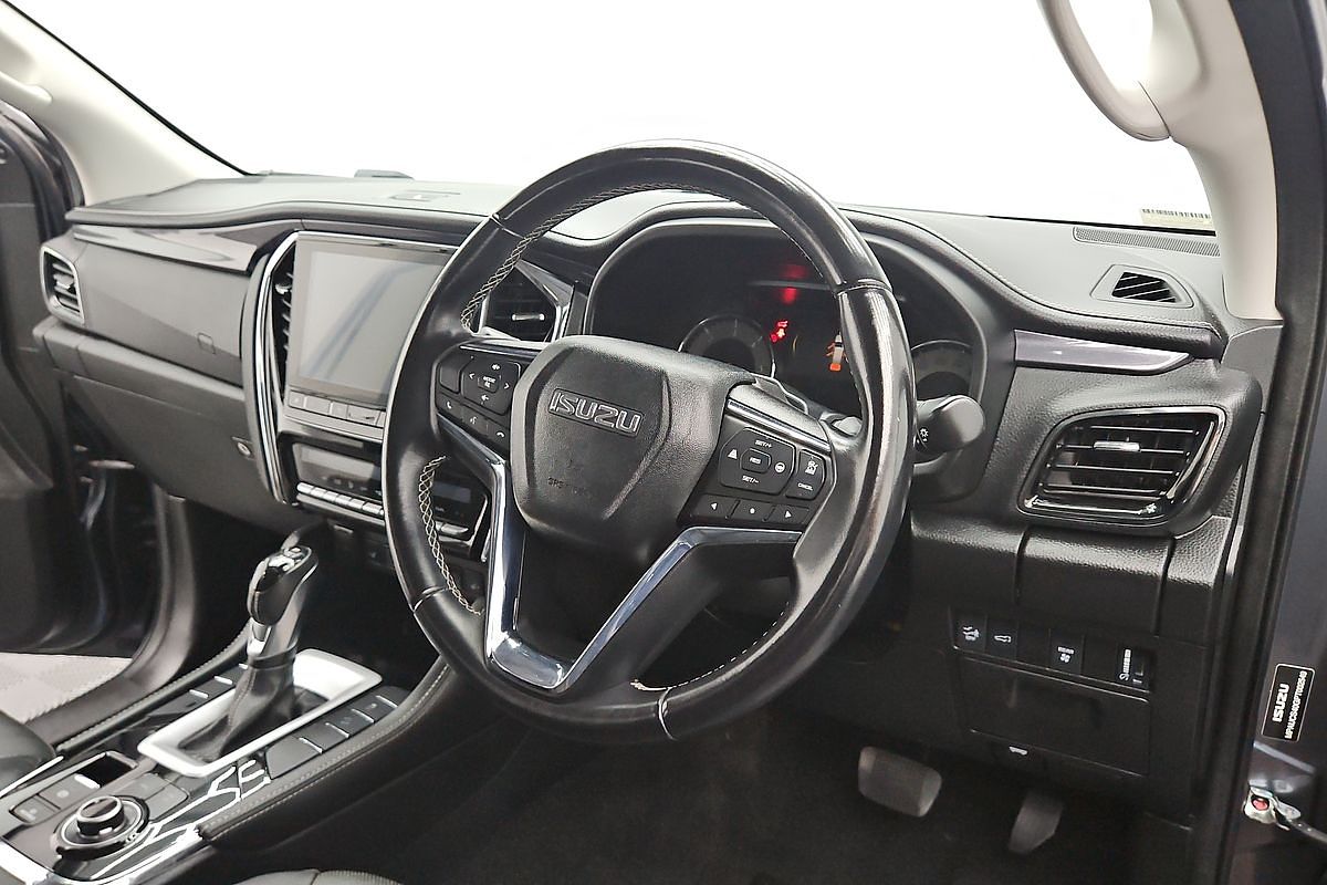 2023 Isuzu MU-X LS-T