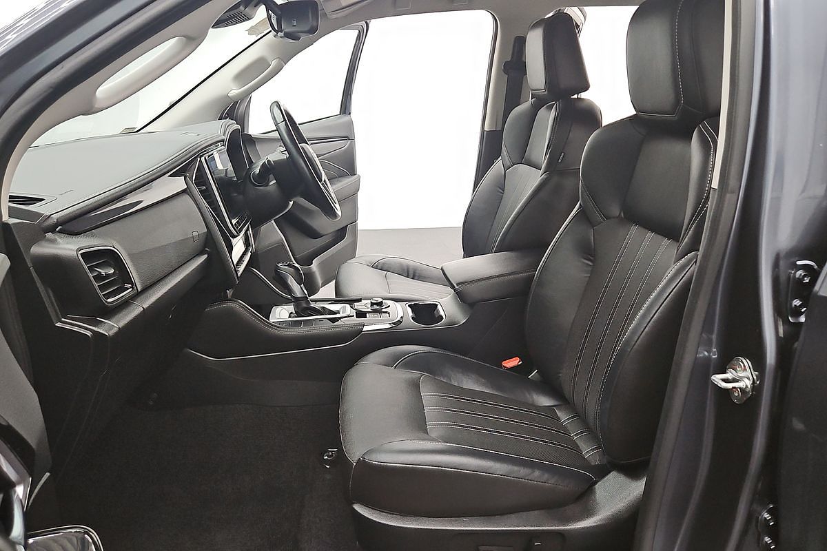 2023 Isuzu MU-X LS-T