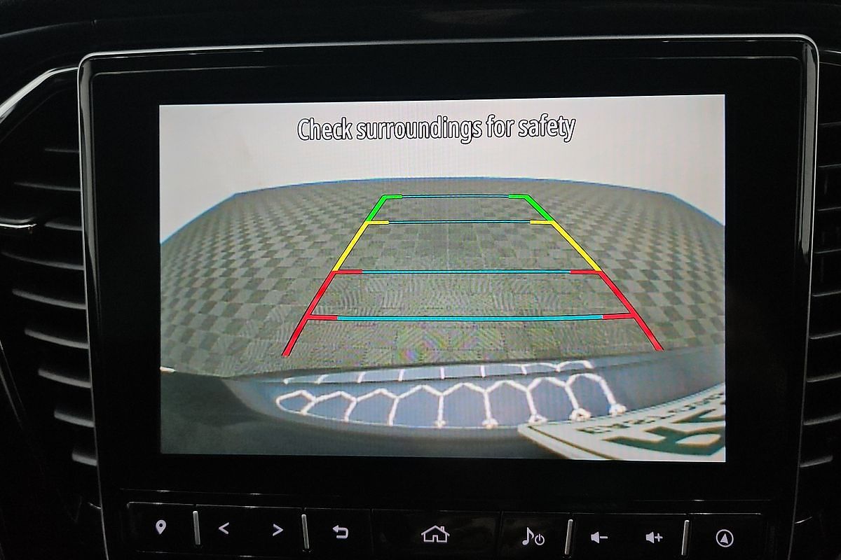 2023 Isuzu MU-X LS-T