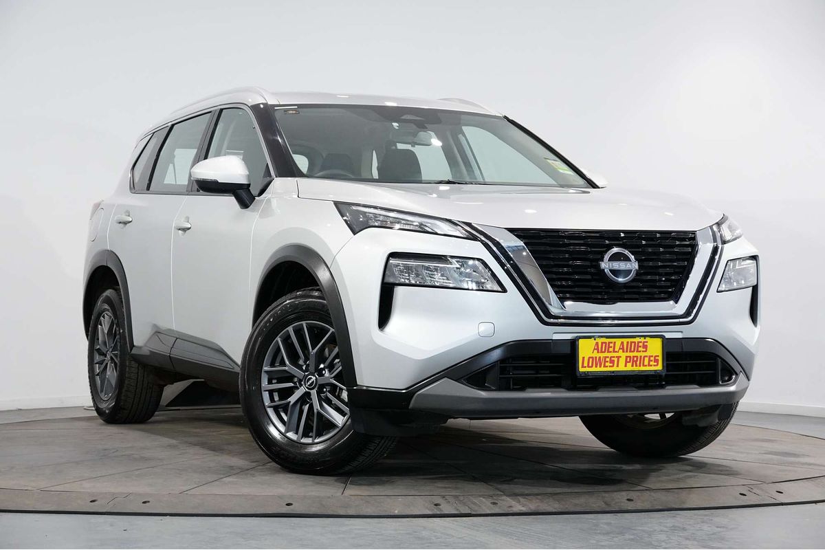 2025 Nissan X-TRAIL ST T33