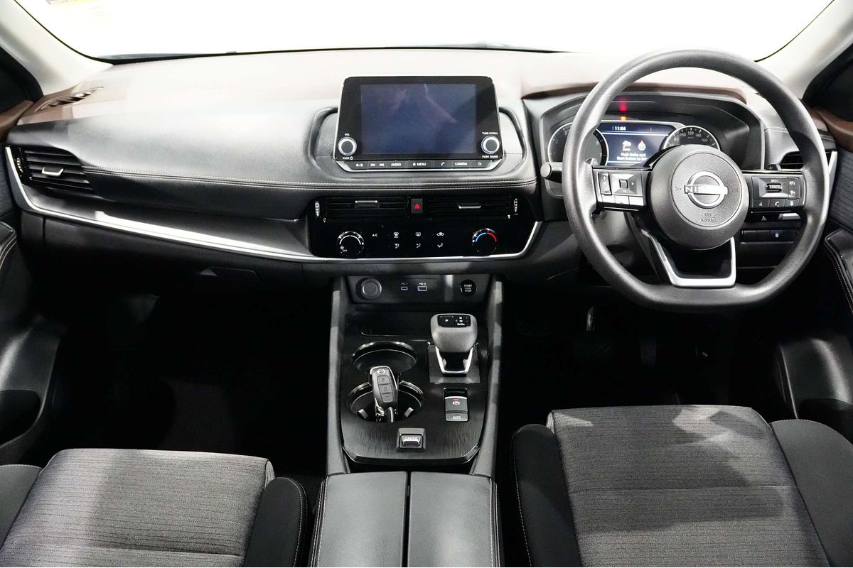 2025 Nissan X-TRAIL ST T33