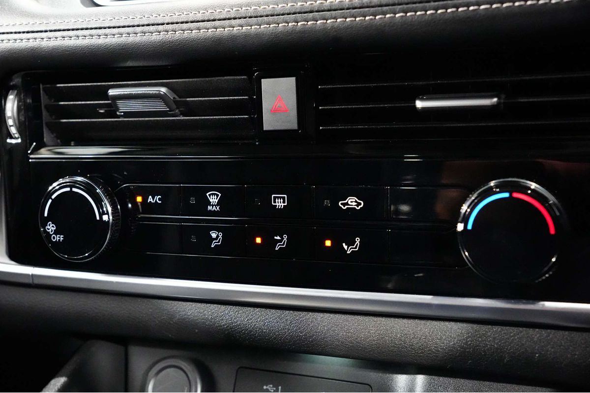 2025 Nissan X-TRAIL ST T33